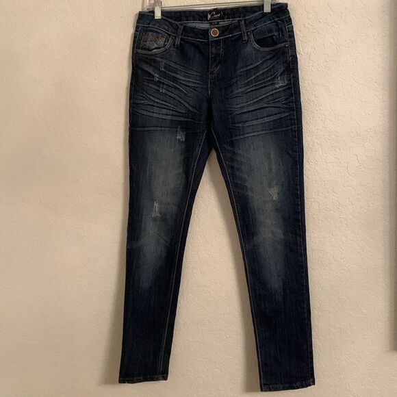 Women’s Distressed Jeans by Z Curve Dark Wash Denim Size 9/10 - Picture 1 of 9